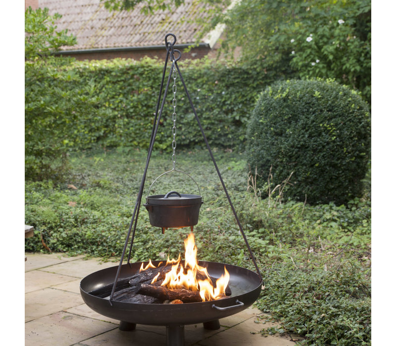 Tripod for firepit