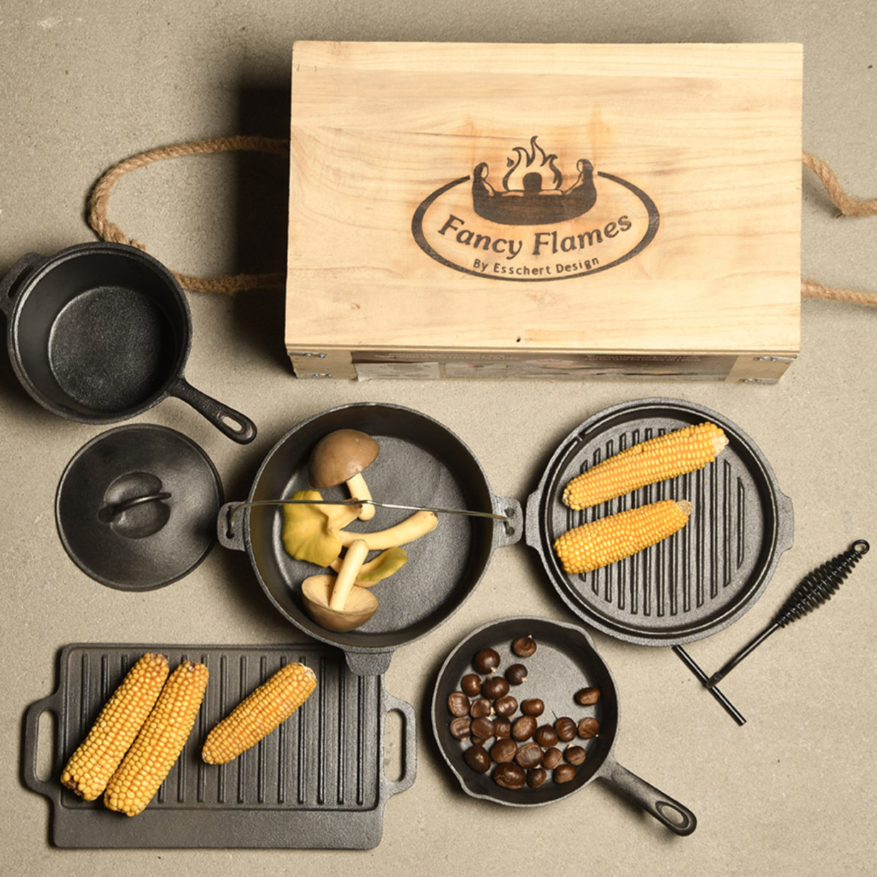 Campfire cooking set 7 pieces Cast iron   - Bushcraft,  Survival, Wilderness skills and Outdoor gear!