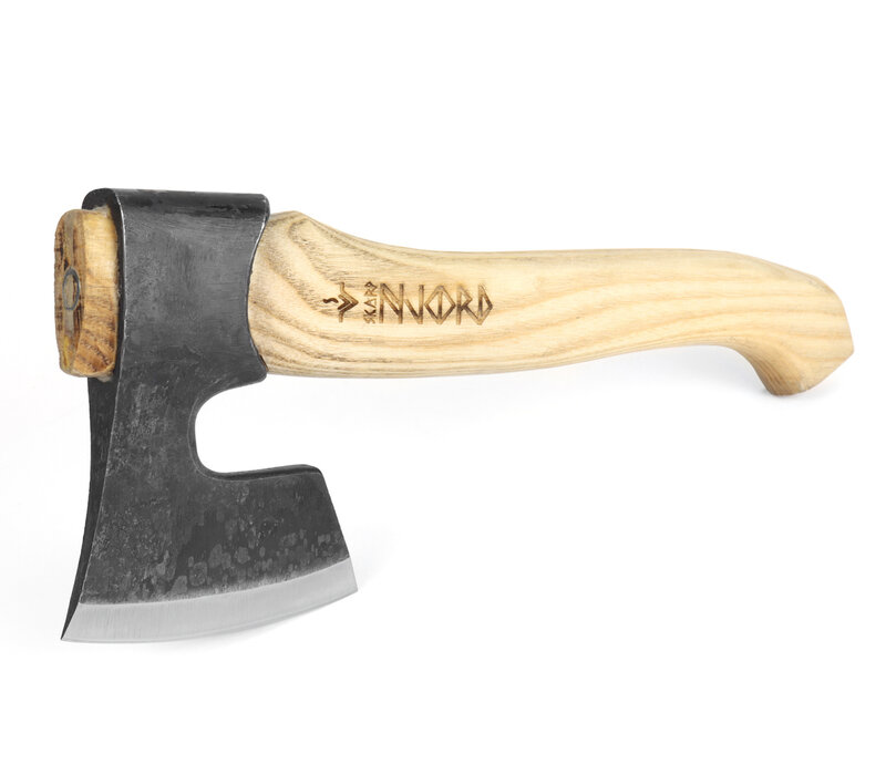 Njord Skarp Carving Axe