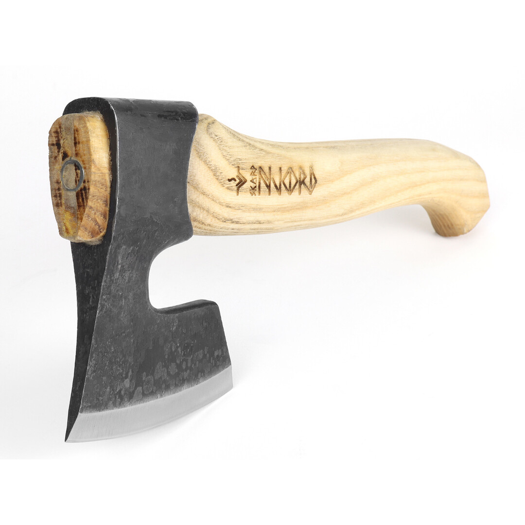 Njord Skarp Carving bijl