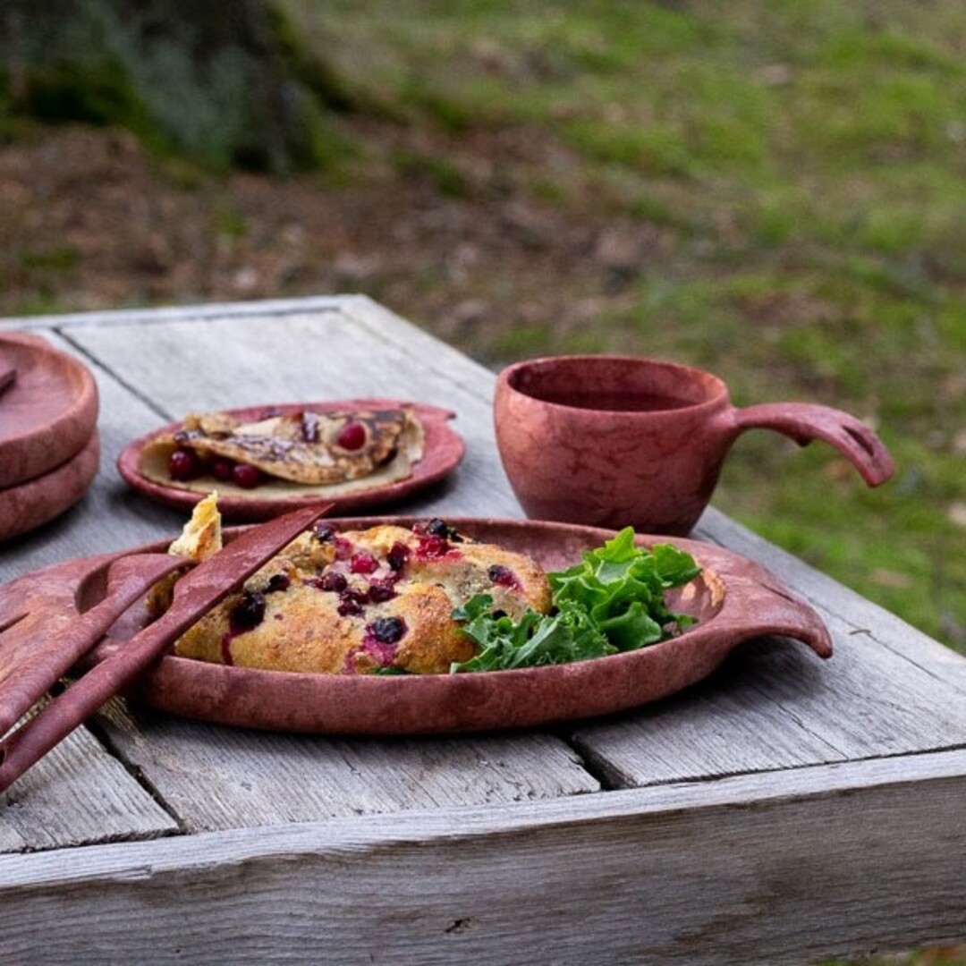 KUPILKA 44 Plate Cranberry (red)