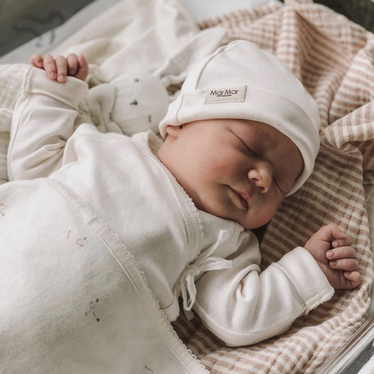 MarMar Copenhagen Aiko Newborn Hat Gentle White (Babymuts)-2