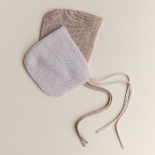 Hvid bonnet newborn sand | muts-8