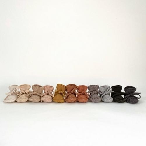 Hvid original booties charcoal | slofjes-2