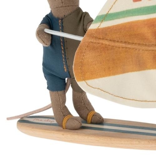 Beach mice surfer, Little brother | muis-5