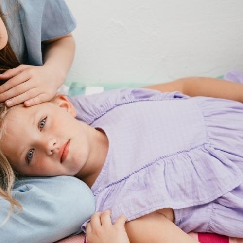 Petit Blush ruffle blouse purple rose | top-4