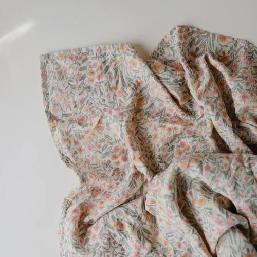 Mushie swaddle pastel blooms | hydrofiele doek-3