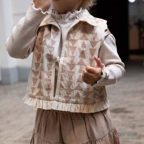 Donsje neeltje gilet soft sand - rose triangular | vest-2