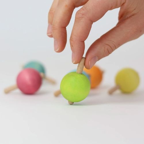 Grimm's pastel spinning tops 6 stuks | houten tollen-6