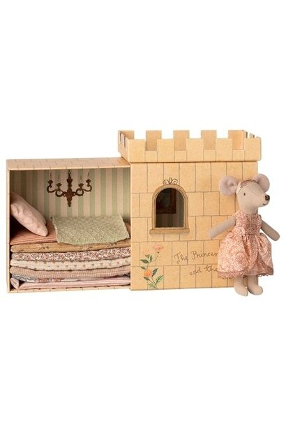 Maileg princess and the pea big sister mouse