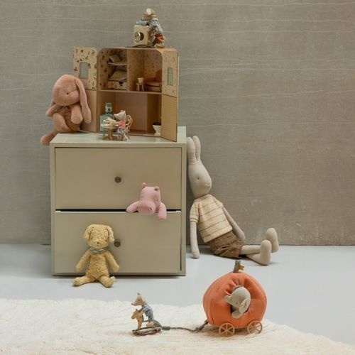 Maileg safari friends elephant mini iron grey-2