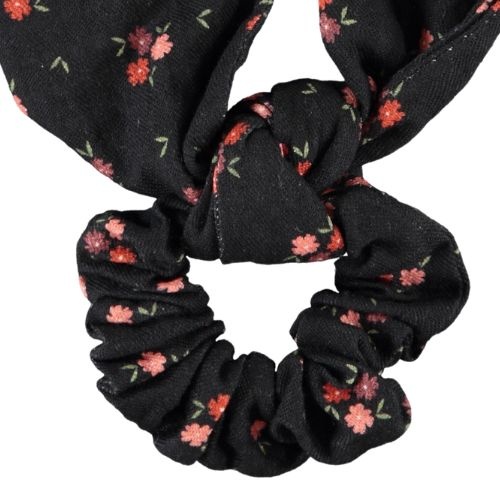 Piupiuchick scrunchie black w/ flowers-2