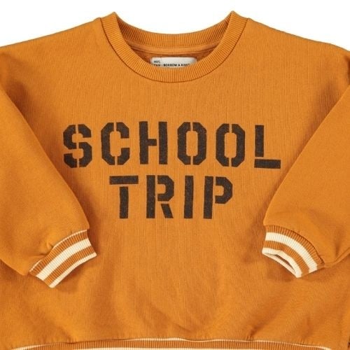 Piupiuchick sweatshirt camel w/ "school trip" print - trui-4