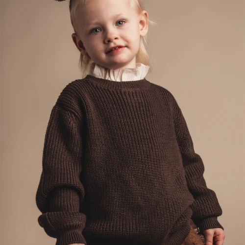 Baje Studio mai sweater brown choco-4