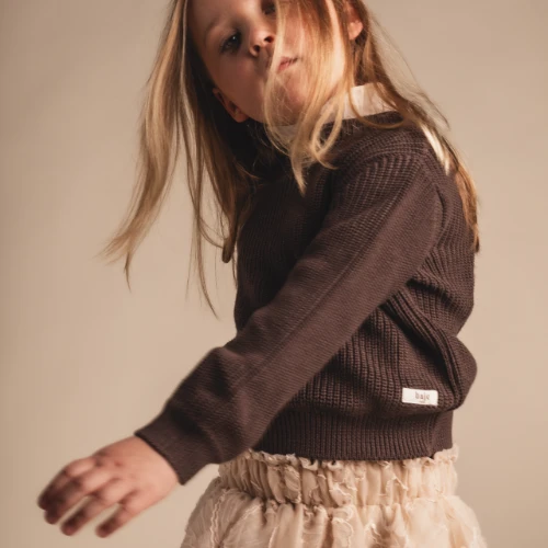 Baje Studio mai sweater brown choco-2