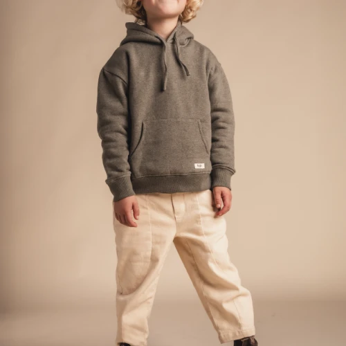 Baje Studio moose sweater green agave-4