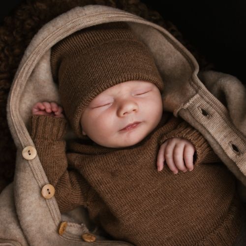 Hvid newborn beanie fonzie mocha-2