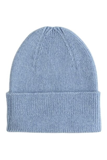 Hvid newborn beanie fonzie light blue