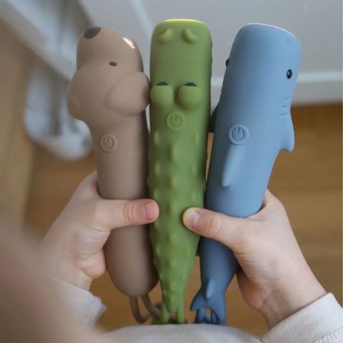 Rabbit & Friends dolphin silicone flashlight zaklamp-3