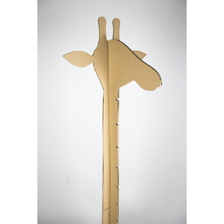 KarTent UK Cardboard giraffe growth chart