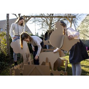 KarTent UK Cardboard farm with farm animals