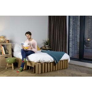 KarTent Individuelles Bogenbett aus Pappe