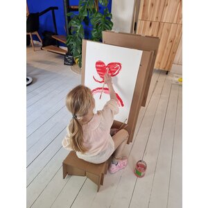 KarTent UK Kartonnen kinder schildersezel met zitje