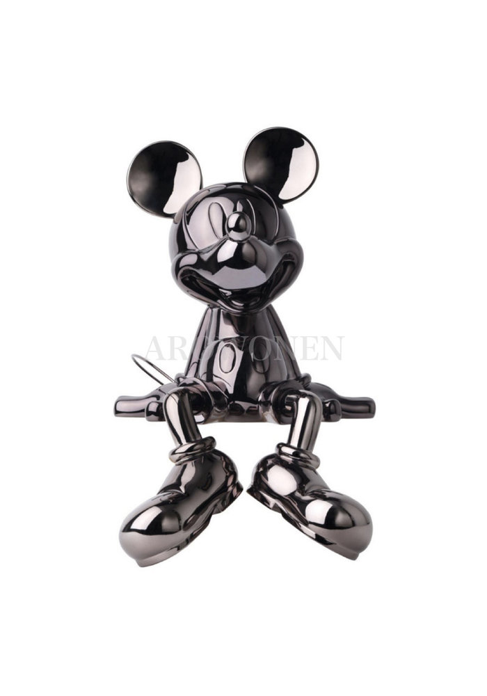 Mickey Sitting  - Chromed