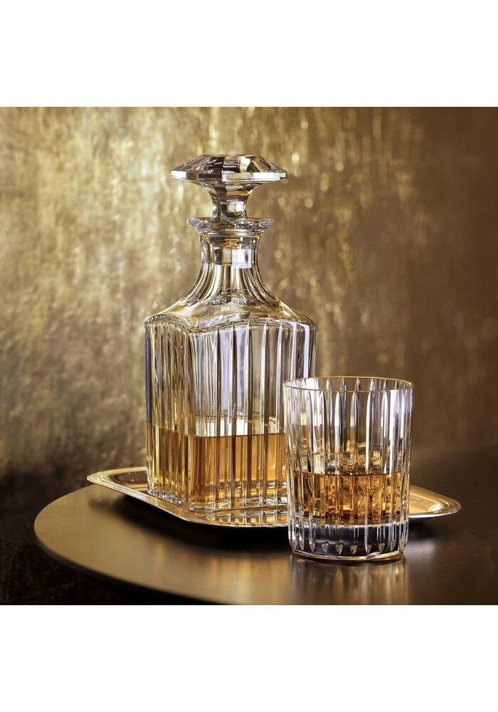 Harmonie whiskey decanter square