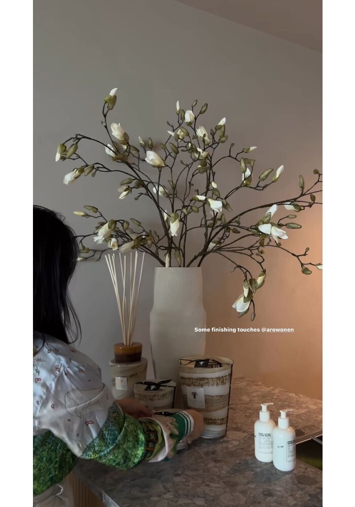 Magnolia Branch - Cream - 132cm