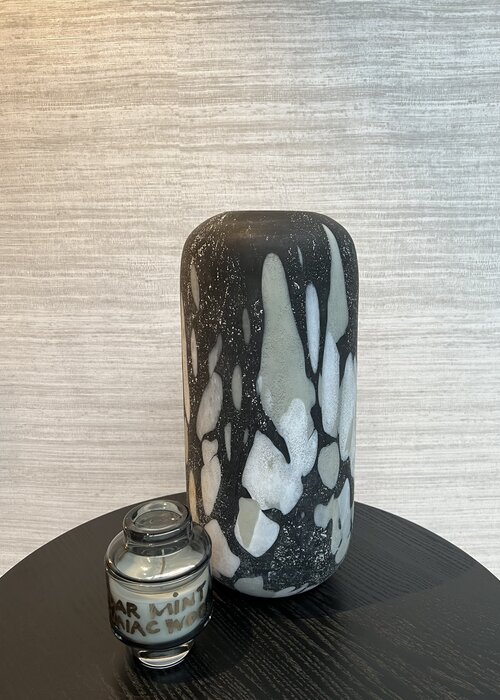 Vase - Yin and Yang - Black/White - H42xD16cm