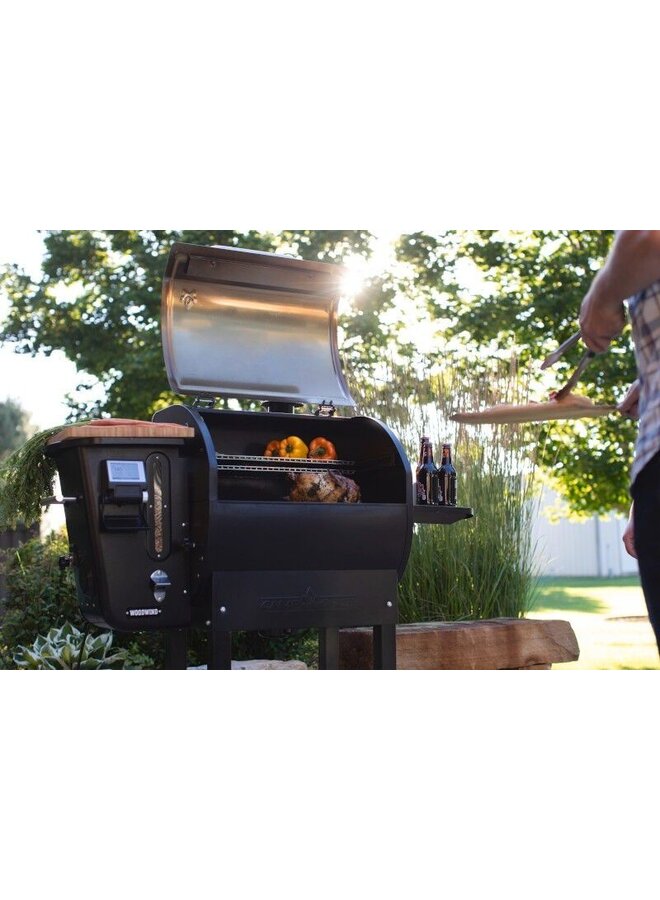 Woodwind pellet grill 24 WiFi