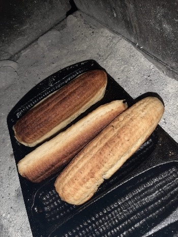 Maisbrood in lodge mais bak vorm
