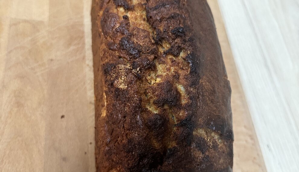 Bannanenbrood uit de dutch oven 