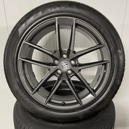 Porsche Macan  20-inch "Macan S" zomerwielenset, Titanium hoogglans