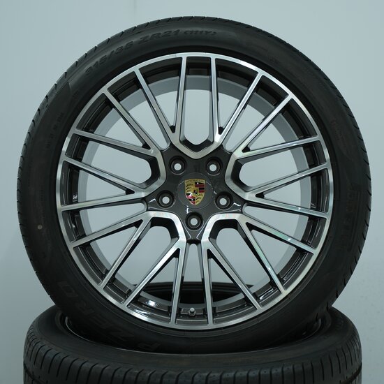 Porsche Cayenne E3-I  SUV, 21 inch RS Spyder Design zomerwielenset
