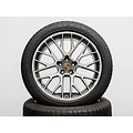 Porsche Macan 20 inch RS Spyder winterwielenset in Bicolor.