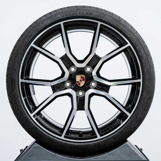 21 inch Taycan RS Spyder Design zomerwielenset