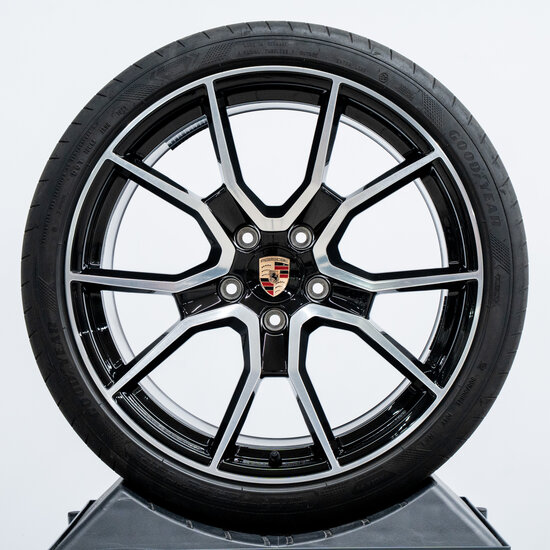 21 inch Taycan RS Spyder Design zomerwielenset