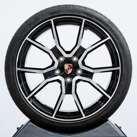 21 inch Taycan RS Spyder Design zomerwielenset