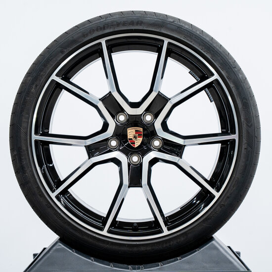 21 inch Taycan RS Spyder Design zomerwielenset