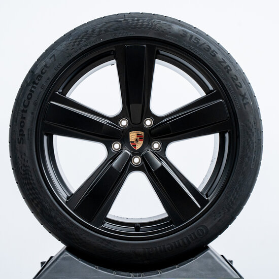 22 inch Porsche Cayenne Coupé E3-II Exclusive Design Sport zomerwielenset in zwart zijdeglans