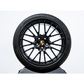 21-inch Porsche Cayenne  E3-I  RS Spyder winterwielenset zwart zijdeglans