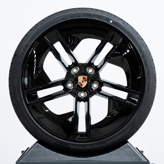 21 inch Taycan Exclusive Design zomerwielenset hoogglans zwart gespoten