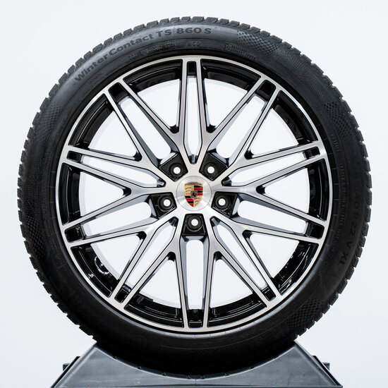22-inch Cayenne E3-II Coupé RS Spyder winterwielenset , hoogglans zwart / glansgedraaid voorvlak