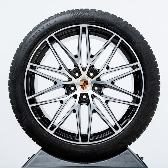 22-inch Cayenne E3-II Coupé RS Spyder winterwielenset , hoogglans zwart / glansgedraaid voorvlak