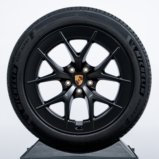 Cayenne E4 Demoset, 21 inch RS Spyder Design complete winterwielenset zwart gespoten (zijdeglans)