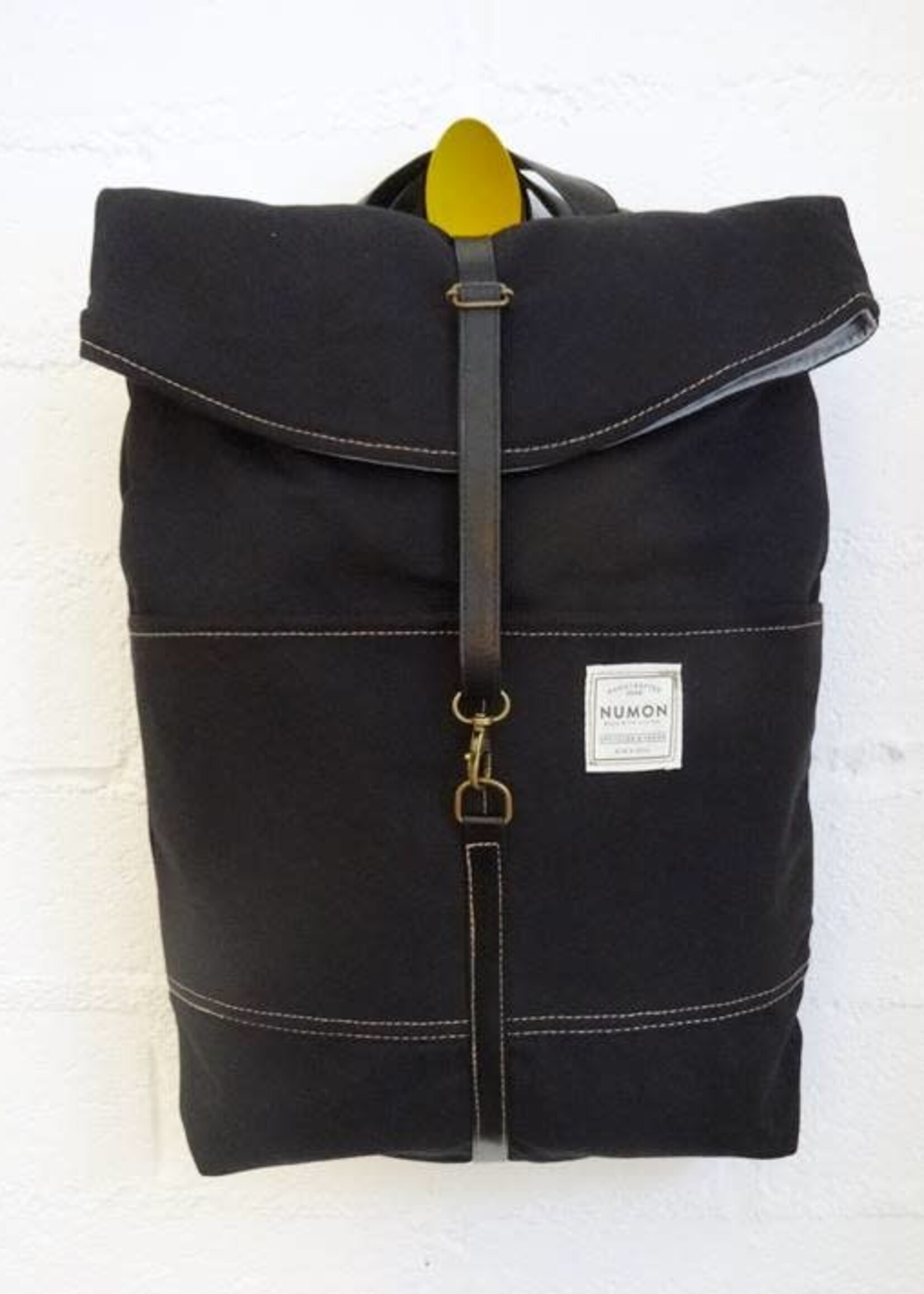 Numon Rucksack Klein BASIC Schwarz Water Resistant