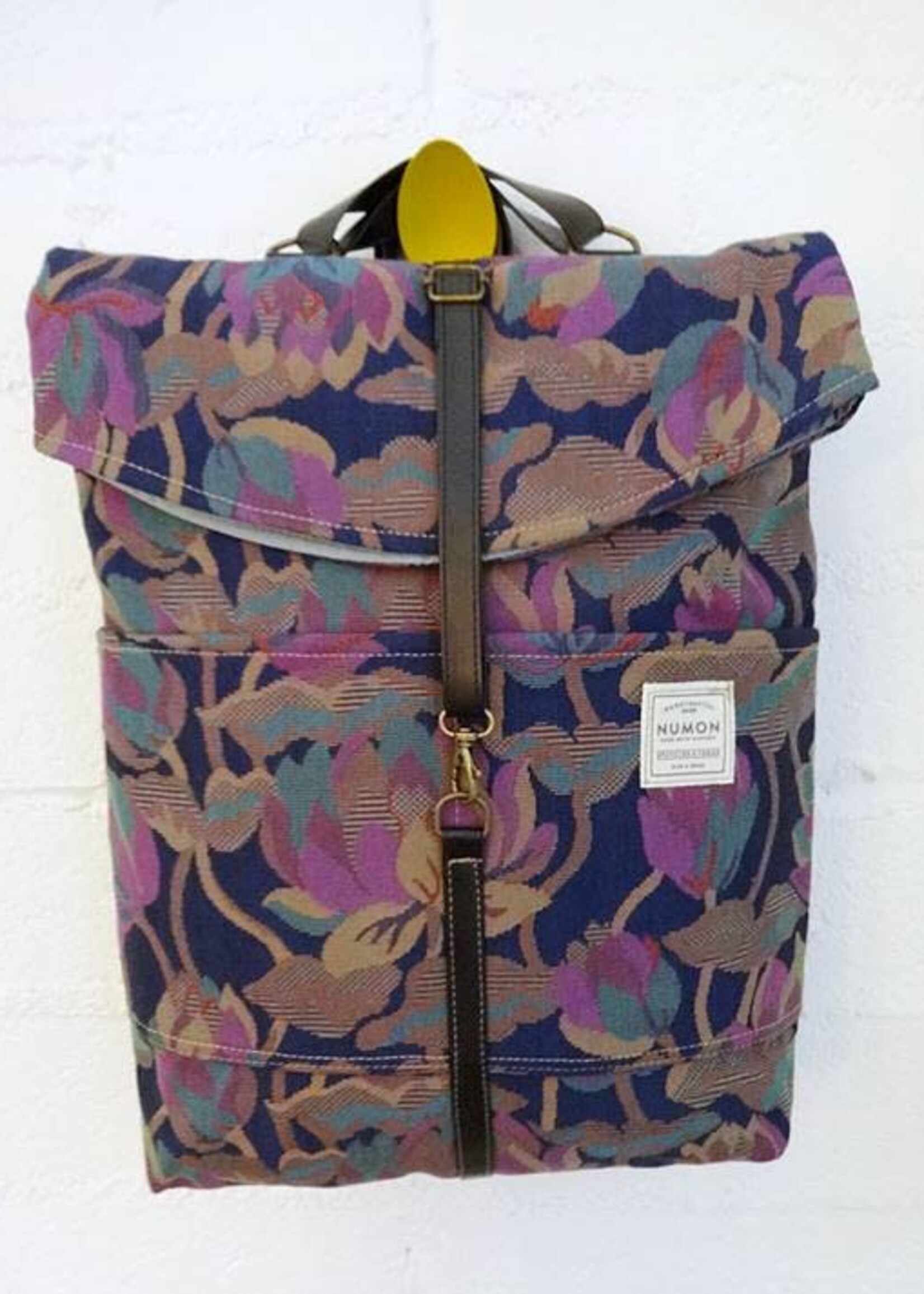 Numon Rucksack Klein mit Blumenmuster Navy