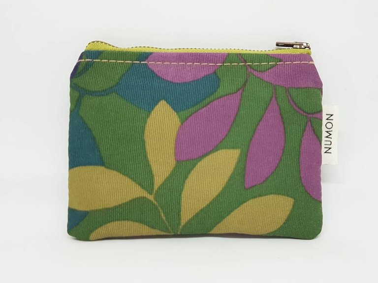 Numon  Portemonnaie mit Reissverschluss Mehrfarbig mit Blättermuster